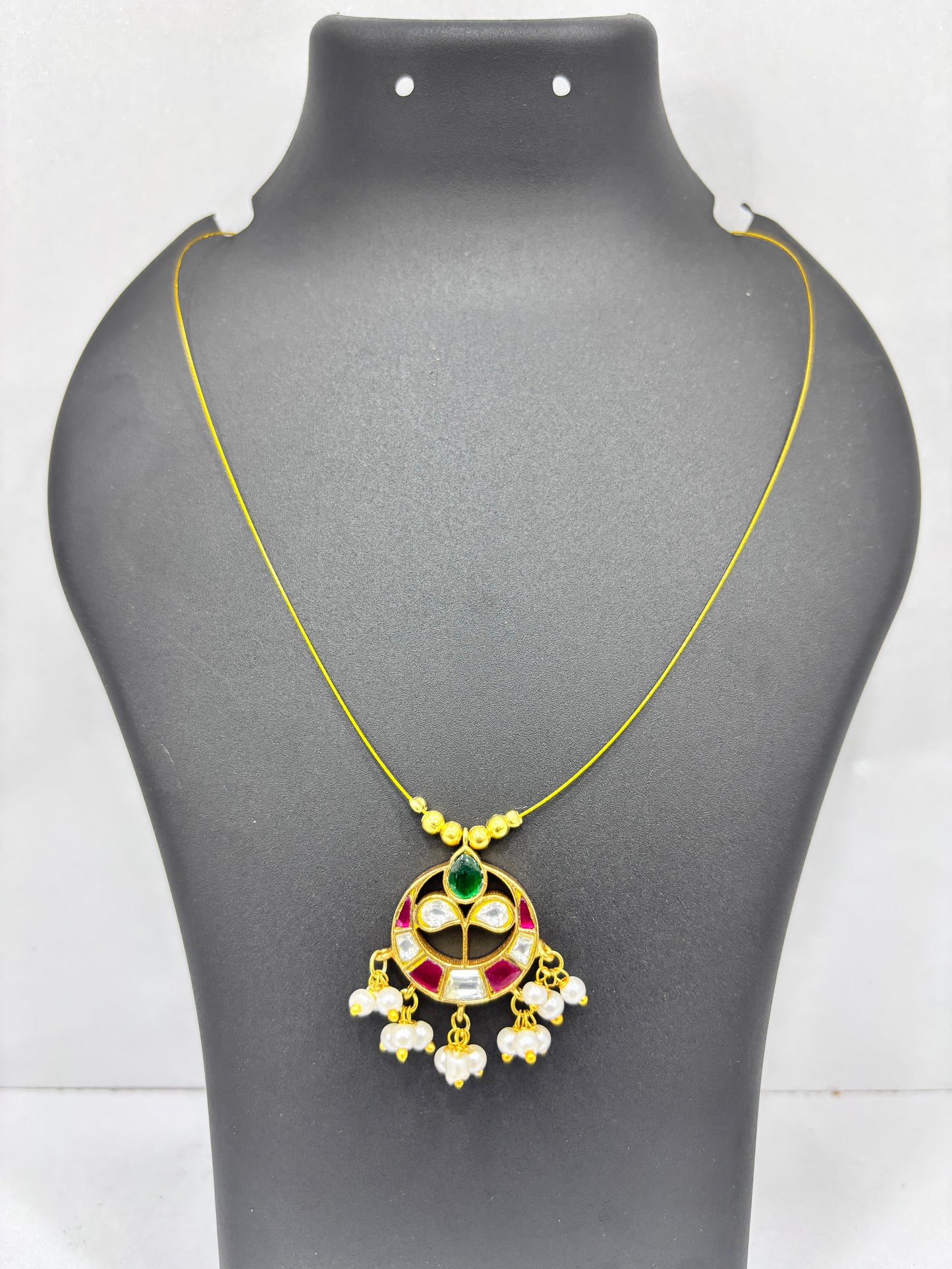 Invisible Matte Chain With Pendant MGF_ 1227