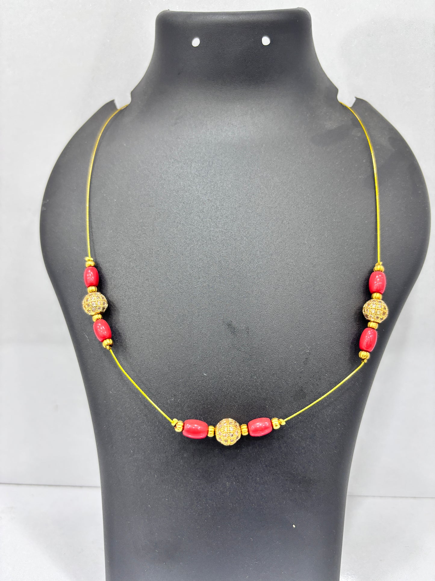 Invisible Matte Chain With Pendant MGF_ 0982