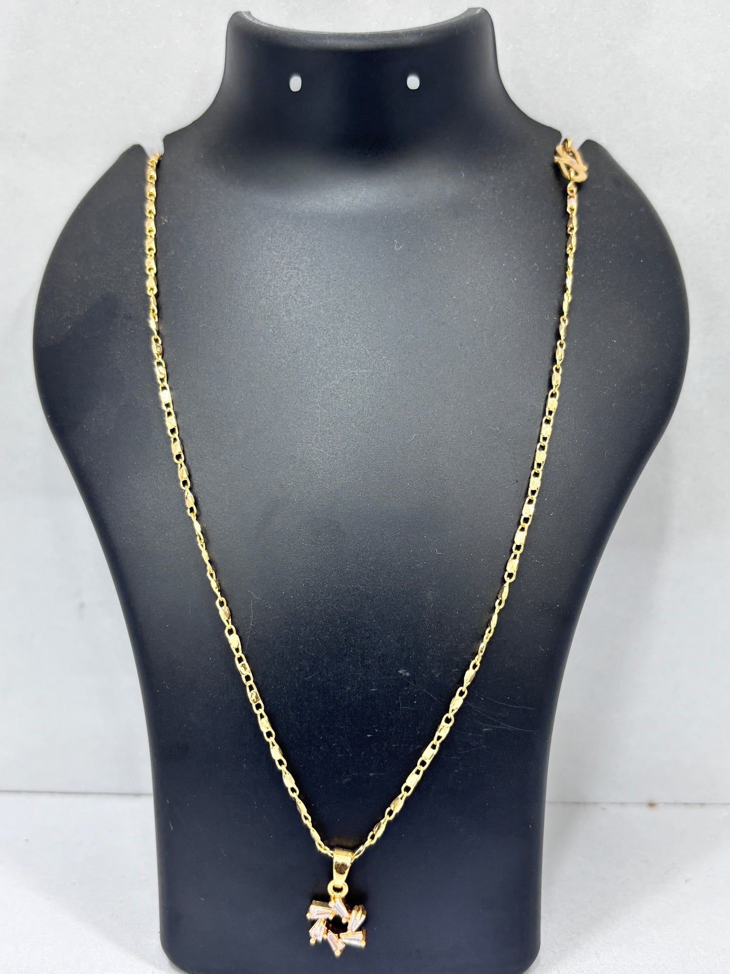 Pendant Chain White Stone MGF_0080
