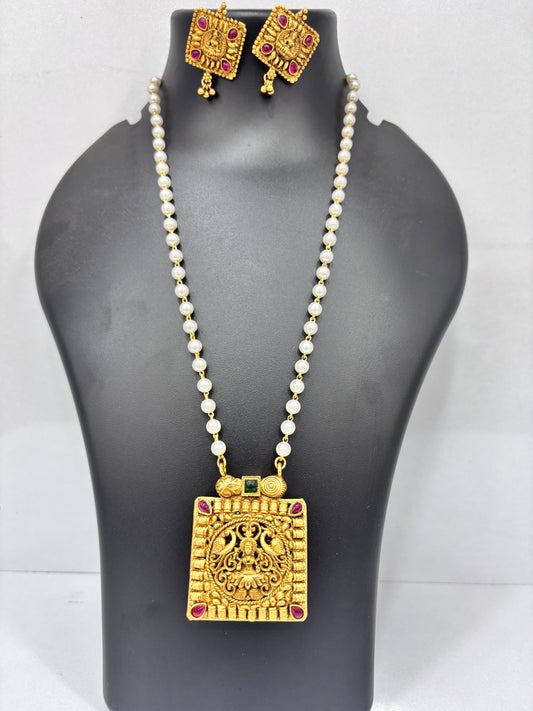 Reversible Chain With Pendant MGF_ 0517